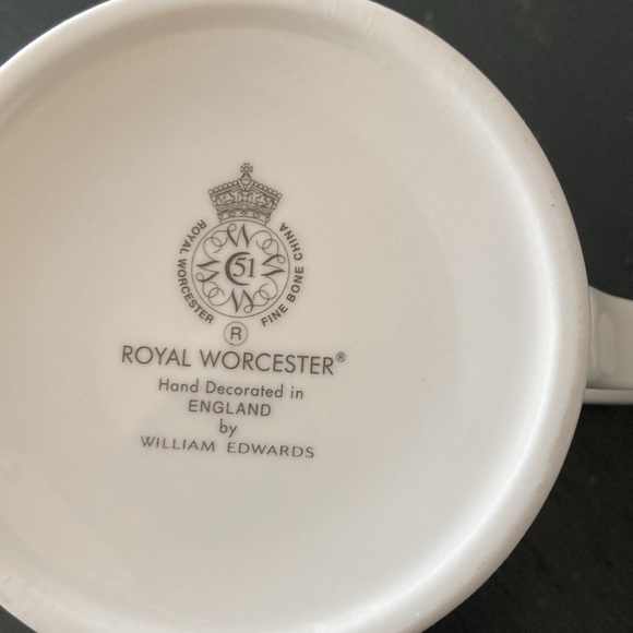 2011 Royal Wedding Mug Royal Worcester - Picture 5 of 8